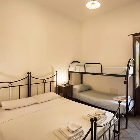 Antico Borgo Отель 2*