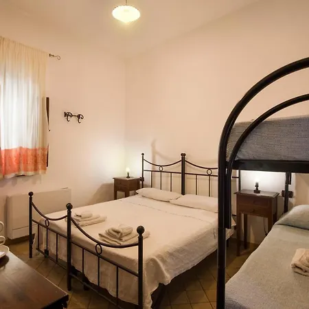 Antico Borgo Hotell 2*
