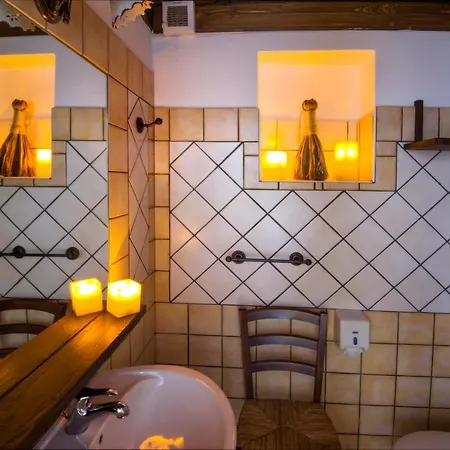 Antico Borgo Hotel