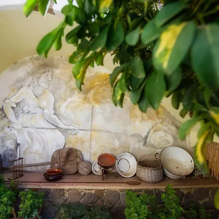 Hotel Antico Borgo 2*