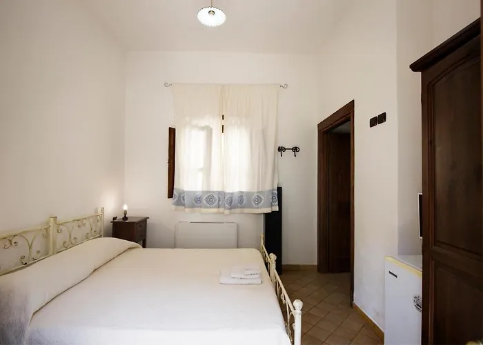 Antico Borgo 2* Galtellì